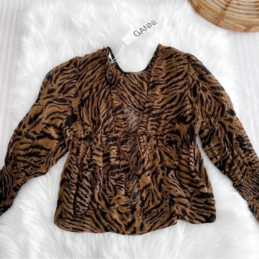 Gianni Tiger Print Bishop Sleeve Top Tie Back Animal Print Brown Orange NEW